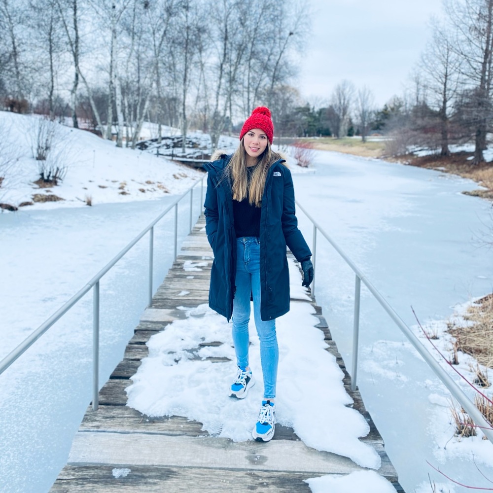 Meet your Posher, Eva